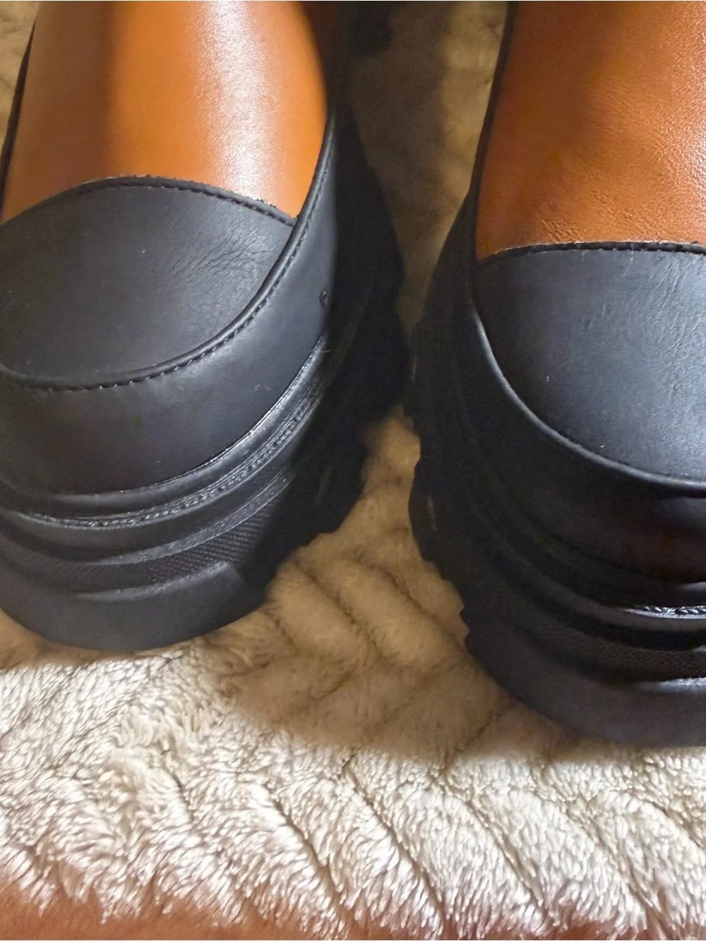 NWOT Portland Boot Company Lug Sole Platform Boots in Tan and Black - Picture 4 of 5